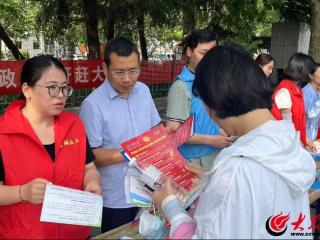 潍坊寿光市社保中心政务公开赶大集 社保服务进万家