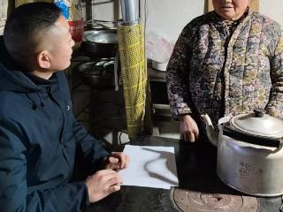 李月华：让167户外出务工家庭安心放心