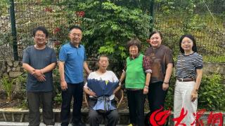 曹州书画院专程看望拜访鲁风先生(图1)