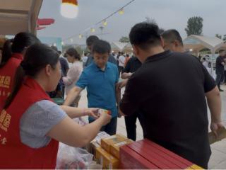 大汶河畔药香浓，夏至荷风传岐黄——济南市中西医结合医院：中医药文化市集点亮健康夜