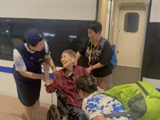 像照顾自家奶奶一样照顾您