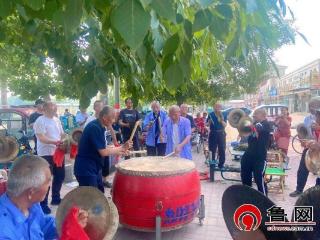 德州天衢新区抬头寺镇“锣鼓震天 锣音绕梁”锣鼓表演：敲响千年韵律，激荡乡土豪情