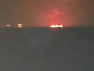 3艘船在霍尔木兹海峡附近海域起火