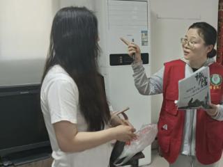 李营街道众鑫社区开展“扬诚信之风，结诚信之果”宣传活动
