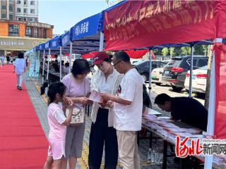 晋州市举办2025年“民营企业服务月”专场招聘会