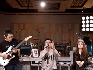 汪峰《未来音乐现场》抖音首播上连麦民间凡人歌者热榜达人 打造“无界”音乐盛宴