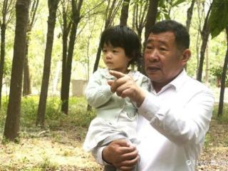 绿荫深处文明家：扎根林场46年又捧回沉甸甸的荣誉