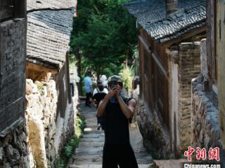 台青漫步贵州楼上古寨 感受乡村的古朴与宁静