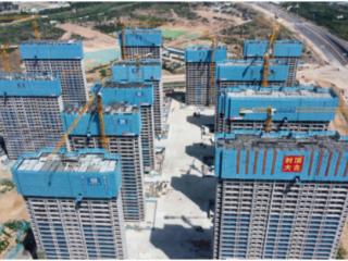 中原区航西四村B09地块项目首栋楼主体封顶