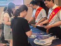 靠浦一夏剧说成长，消保护航乐享生活——浦发银行济南分行走进亲子剧场开展金融知识万里行活动