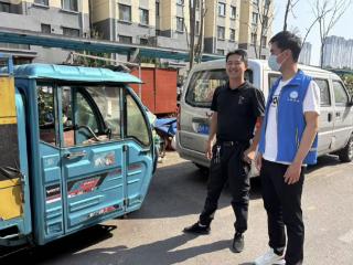 南苑街道凤凰城社区开展“智慧协商破解停车难题”活动