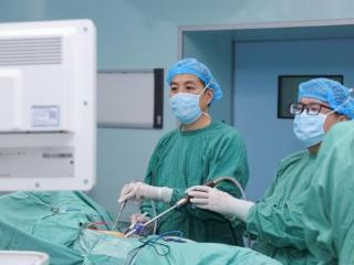 食管癌手术不再需要“开胸” 烟台毓璜顶医院完成烟威首例充气纵隔镜联合腹腔镜食管癌根治术