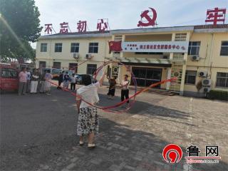 【民生实事进行时】德州天衢新区赵虎镇开展“麦子的收获季”舞彩带活动