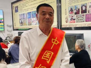 汲取奋进力量 组织收看全国道德模范颁奖仪式