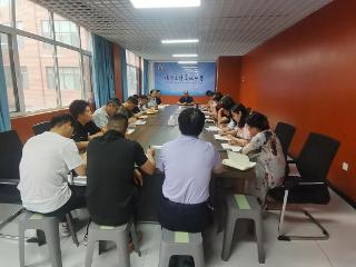 临沂市士博高级中学举行新老高三学科组送考经验交流会