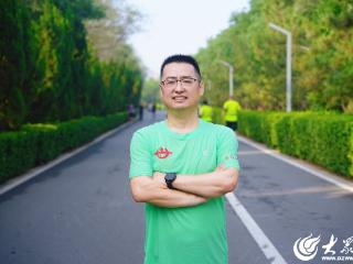 出众?丨刘忠锋：9年20000公里，跑出健康与全民健身热潮