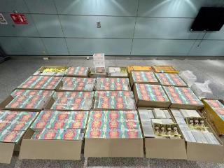 代购谋利！10名旅客超量携带Labubu入境被查