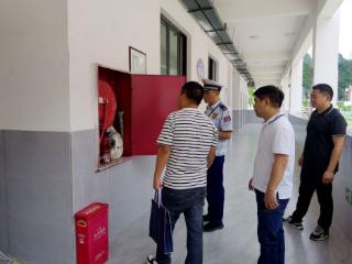 织密安全网 消防护航中考平安开考