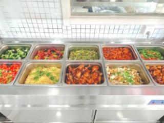 潍坊临朐城关街道推“食堂 +”活动，非用餐时段办老年课堂