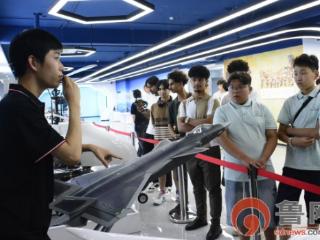 “工业旅游”看点多！外籍学生走进胶州市李哥庄镇体验“胶州智造”