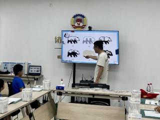 斜塘社区“激光造物”科普课堂点亮科技探索之光