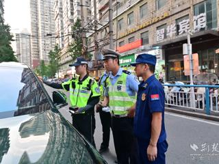 西塞山区展开畅通消防“生命通道”夜查
