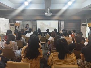 赏庭院之美 话乡村新篇