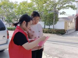 安居街道孟庄村开展宫颈癌防治宣传活动