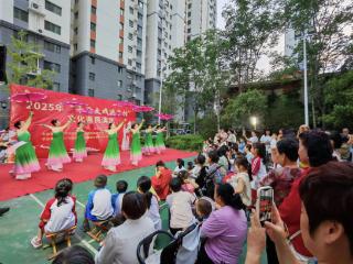 南苑街道孝养城社区“惠民演出”唱响移风易俗新风尚
