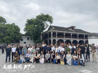 述往事思来者，用作品记录这个伟大时代｜中国作协作家活动周“中国文学新力量专场”走进遵义侧记