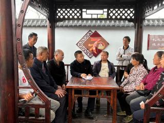 “我们都听张法官的”