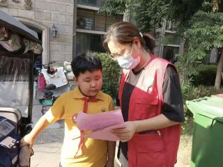 李营街道凤苑社区开展“保护视力 健康用眼”宣传活动
