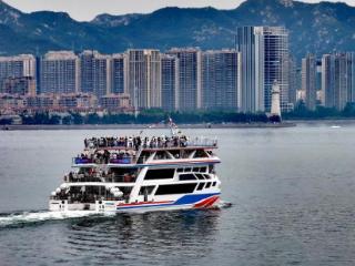 威海首条近海高端旅游航线启航！