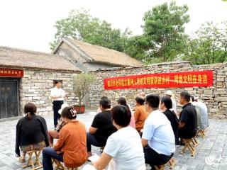 共筑清朗网络空间 全环境立德树人网络文明宣讲走进兰陵县神山镇