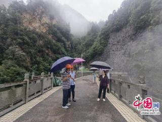 武陵源迎战6·18极端强降雨：栉风沐雨三千峰