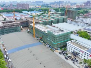 六月热浪涌，泰州市海陵工业园区全力冲刺“双过半”