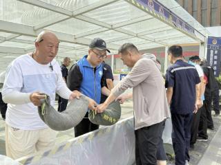 济阳街道财工街社区防汛备勤不松懈