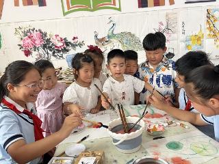莒南县第三幼儿园开展幼小衔接之走进小学活动
