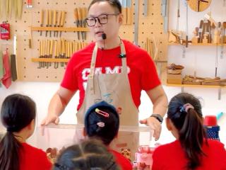 办好“非遗新课堂” 传统文化焕发新活力——记平度市新联会副会长、“非遗新课堂”创始人崔磊
