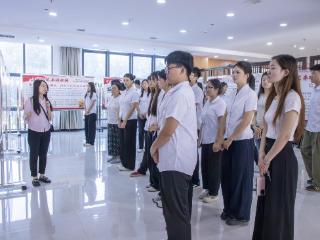 一堂沉浸式思政大课——郑州信息工程职业学院举办纪念抗战胜利80周年主题展览