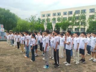 广丰区贞白中学组织学生参观禁毒教育基地