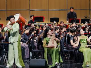 民族管弦乐《颂·江南》在浙江衢州上演