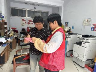 徐家楼街道徐家楼社区开展“全国低碳日”科普宣传活动
