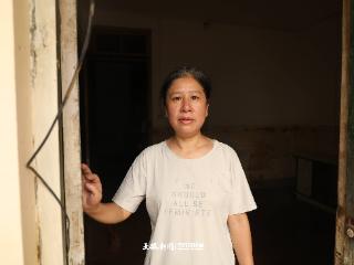 小巷人家的灾后清晨，“人在就什么都在”