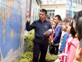 “图啥？孩子能上学就值！”校长吴雄21年坚守，用体育拴住山里娃的心