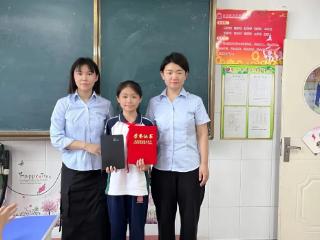 聊城：老人中暑遇险，小学生暖心相助