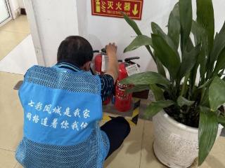 济南市莱芜区凤城街道石家庄社区：防患未 “燃” 保平安 筑牢商户“安全墙”