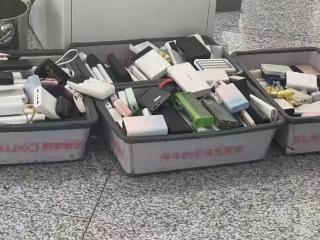 “成筐的充电宝被拦”，有人当场崩溃！新规即将执行，网友急了：手头几乎没有合格的