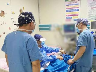 青岛市妇女儿童医院首开全麻特殊患儿家属陪伴复苏通道