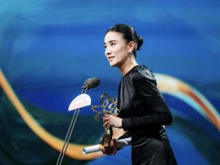 宋佳二封白玉兰“视后”：“真善美永远是最有力的表达”
